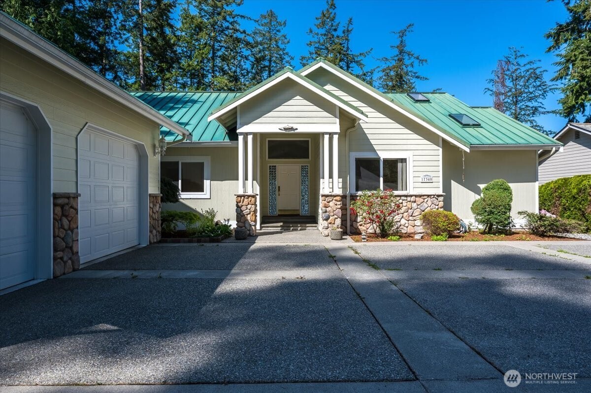 17340 Maple Lane