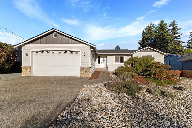 2927 Viewmont Place