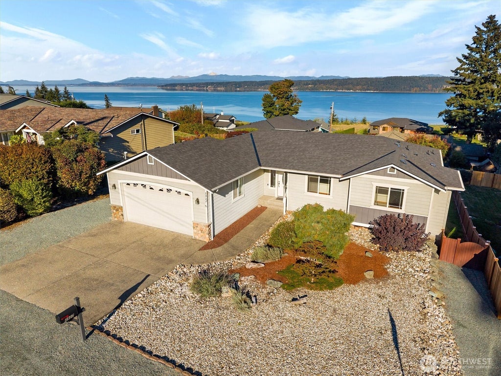 Photo of 2927 Viewmont Place, Camano Island, WA 98282 (MLS # 2593843)