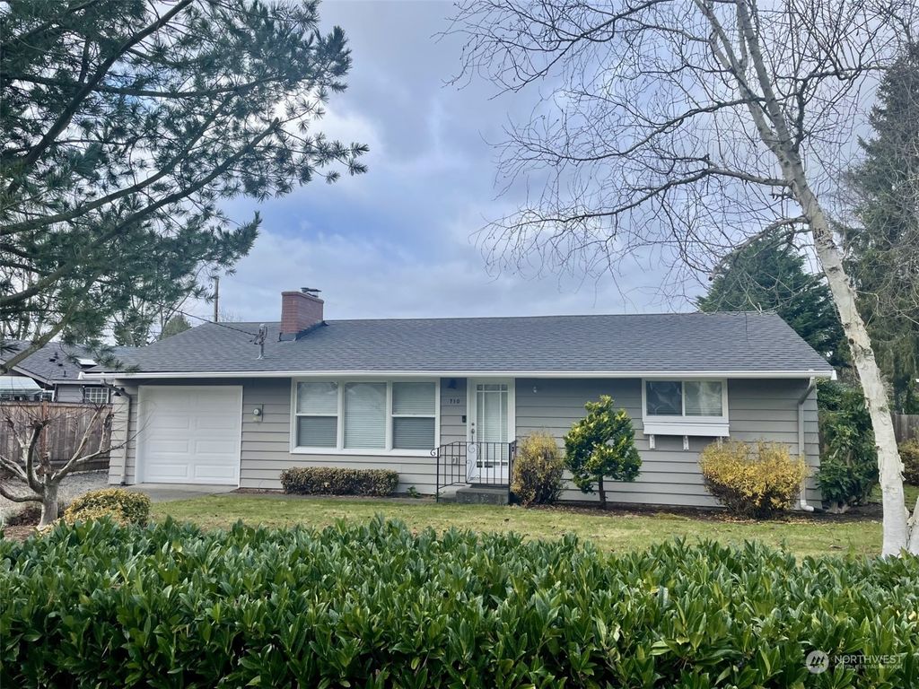Photo of 710 Crown Drive, Everett, WA 98203 (MLS # 2316364)