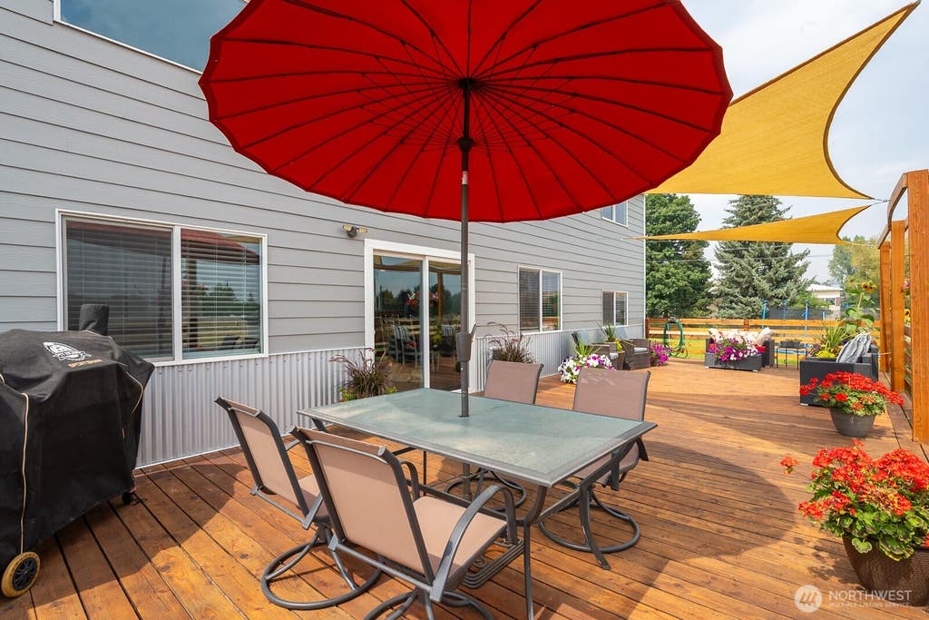 Photo of 205 NE Spokane Street, Wilbur, WA 99185 (MLS # 2569581)