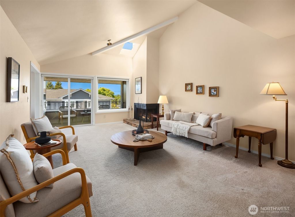 Photo of 325 Walnut Street #201, Edmonds, WA 98020 (MLS # 2367566)