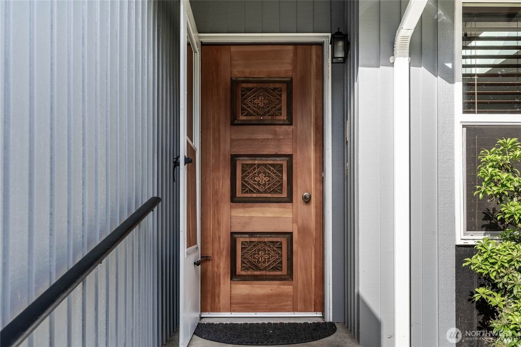 Photo of 7102 48th Avenue E, Tacoma, WA 98443 (MLS # 2543500)