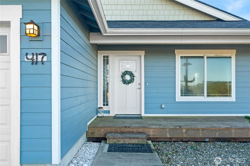 Photo of 417 Riviera Street SW, Ocean Shores, WA 98569 (MLS # 2468695)