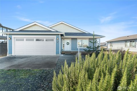 417 Riviera Street SW Ocean Shores WA 98569