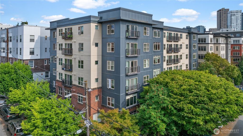 Photo of 1620 Belmont Avenue #427, Seattle, WA 98122 (MLS # 2415839)