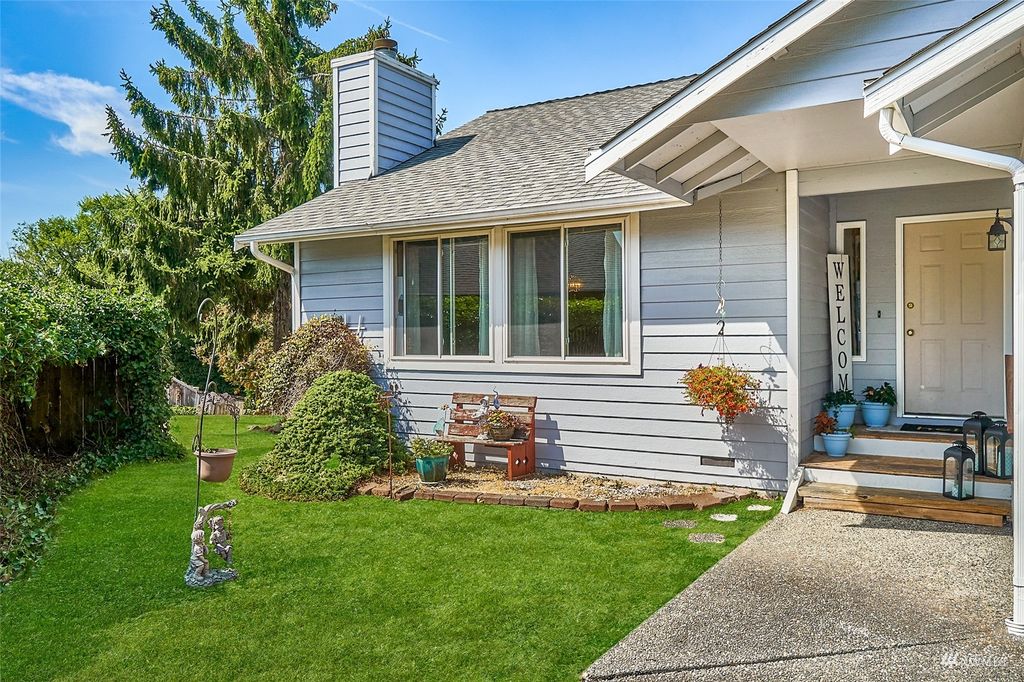 Photo of 1223 220th Place SW, Bothell, WA 98021 (MLS # 1988370)