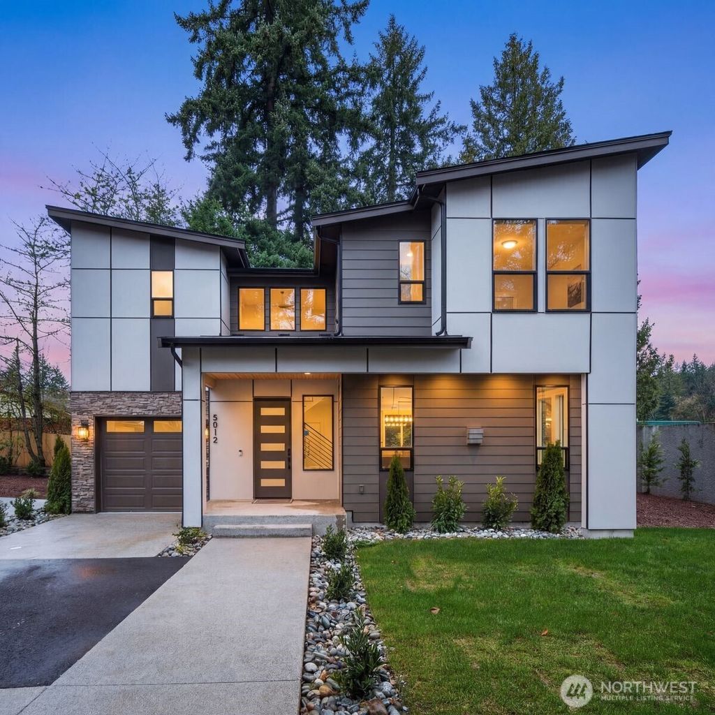 Photo of 5012 114th Avenue NE, Kirkland, WA 98033 (MLS # 2524369)