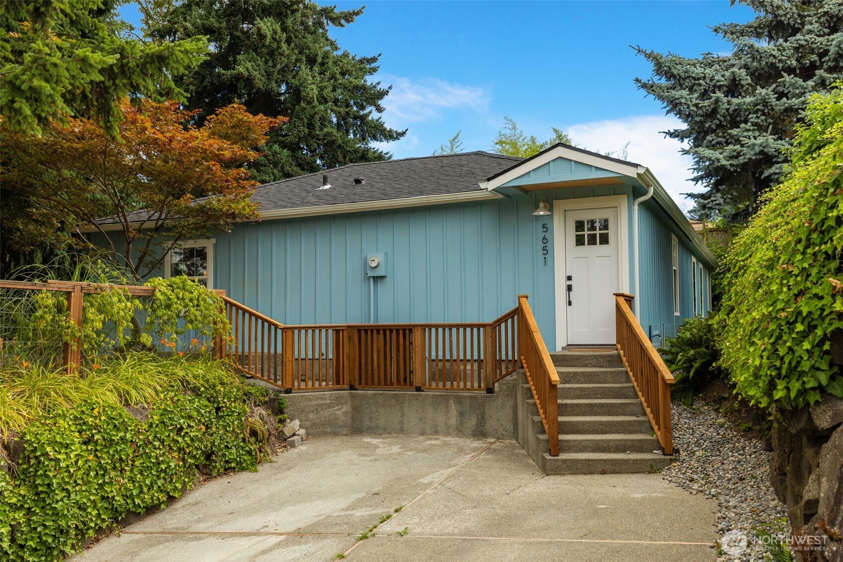 5651 S 144th Street