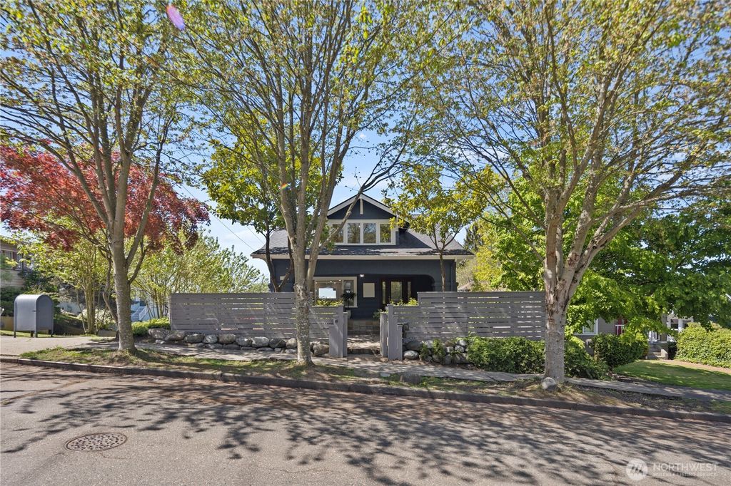 Photo of 1901 8th Avenue W, Seattle, WA 98119 (MLS # 2367027)