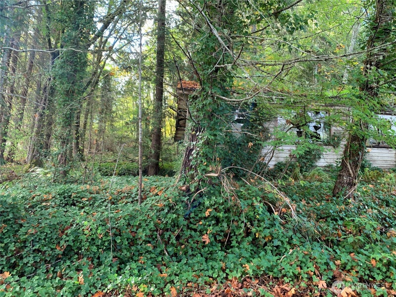5 E State Route 106
