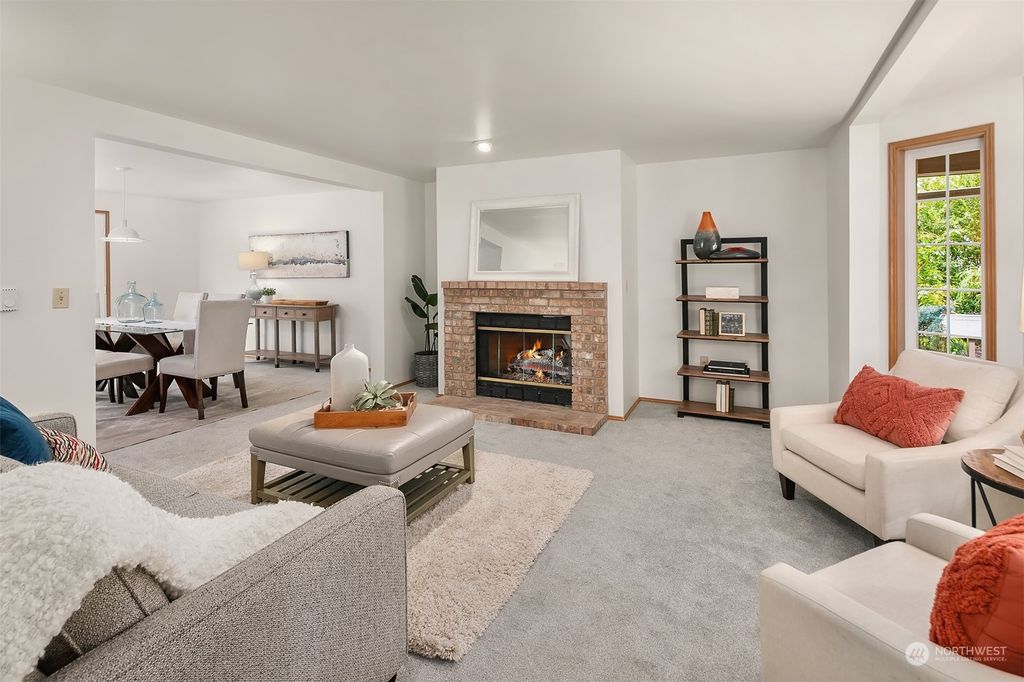 Photo of 2540 NE 92nd Street, Seattle, WA 98115 (MLS # 2199518)