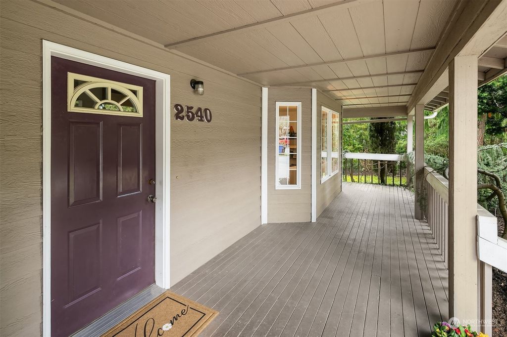 Photo of 2540 NE 92nd Street, Seattle, WA 98115 (MLS # 2199518)