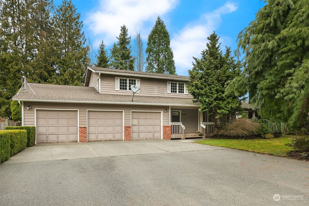 Photo of 2540 NE 92nd Street, Seattle, WA 98115 (MLS # 2199518)