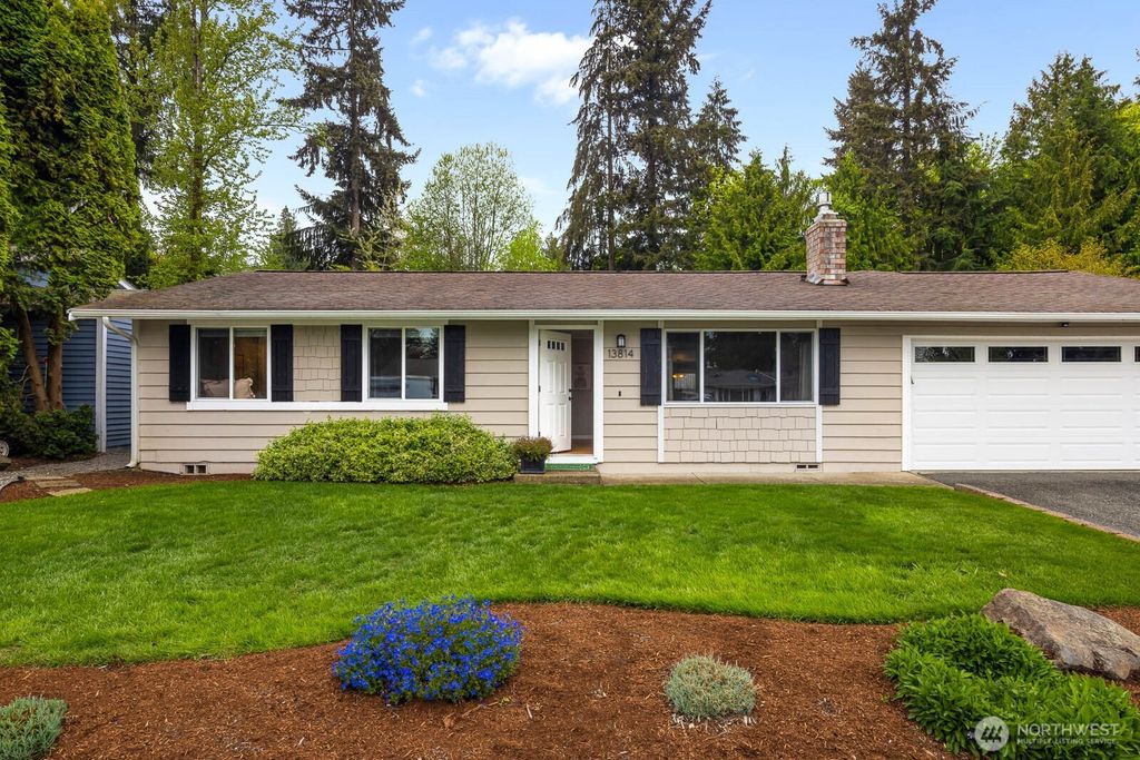 Photo of 13814 59th Avenue SE, Everett, WA 98208 (MLS # 2515430)