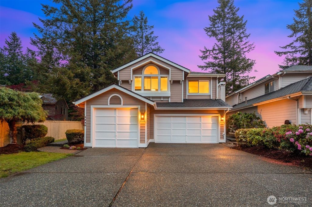 Photo of 3540 254th Avenue SE, Sammamish, WA 98029 (MLS # 2498439)