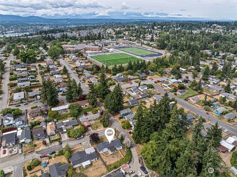 A home in Bremerton