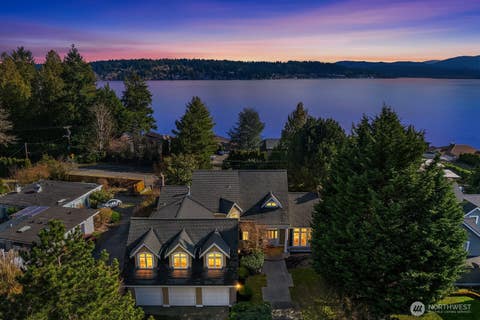 Photo of 17120 SE 29th Place, Bellevue, WA 98008 (MLS # 2572158)