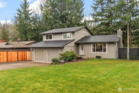 Photo of 5114 W Tapps Drive E, Lake Tapps, WA 98391 (MLS # 2483880)