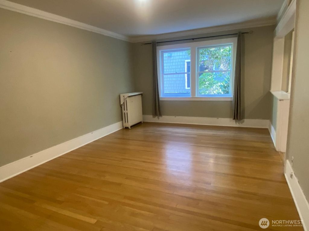 Photo of 4725 15th Avenue NE #14, Seattle, WA 98105 (MLS # 2392460)