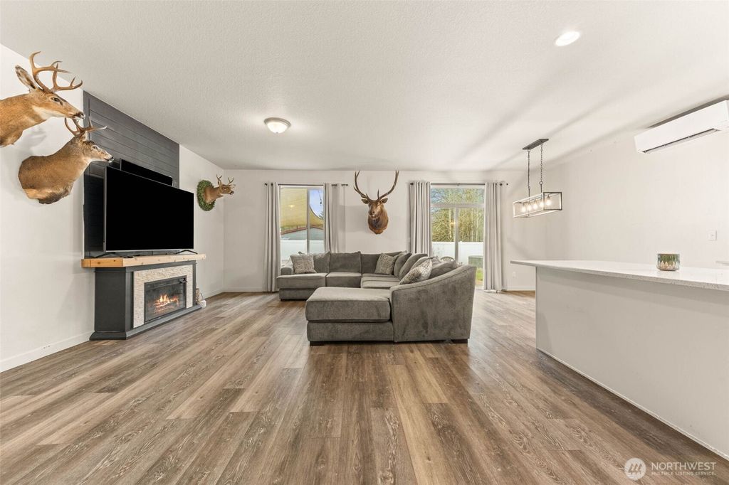 Photo of 817 B Street, Vader, WA 98593 (MLS # 2487980)