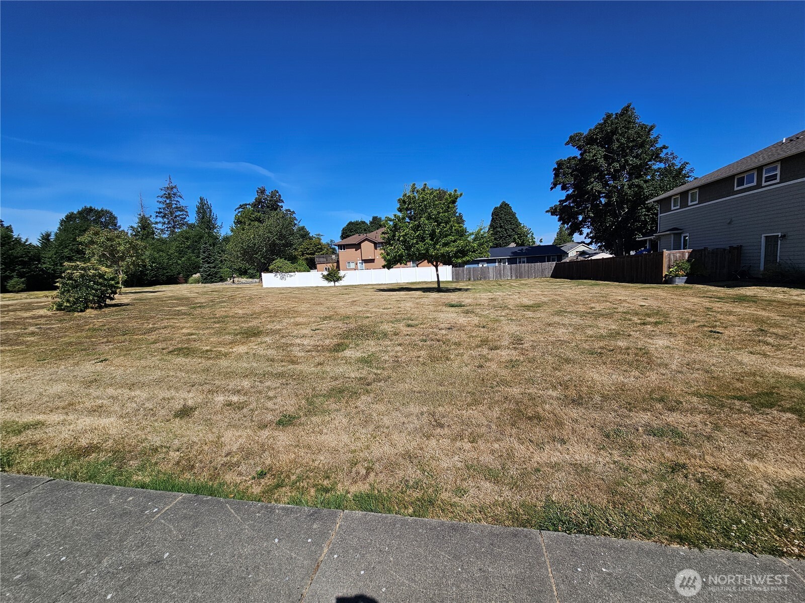 5382 Coastal Loop