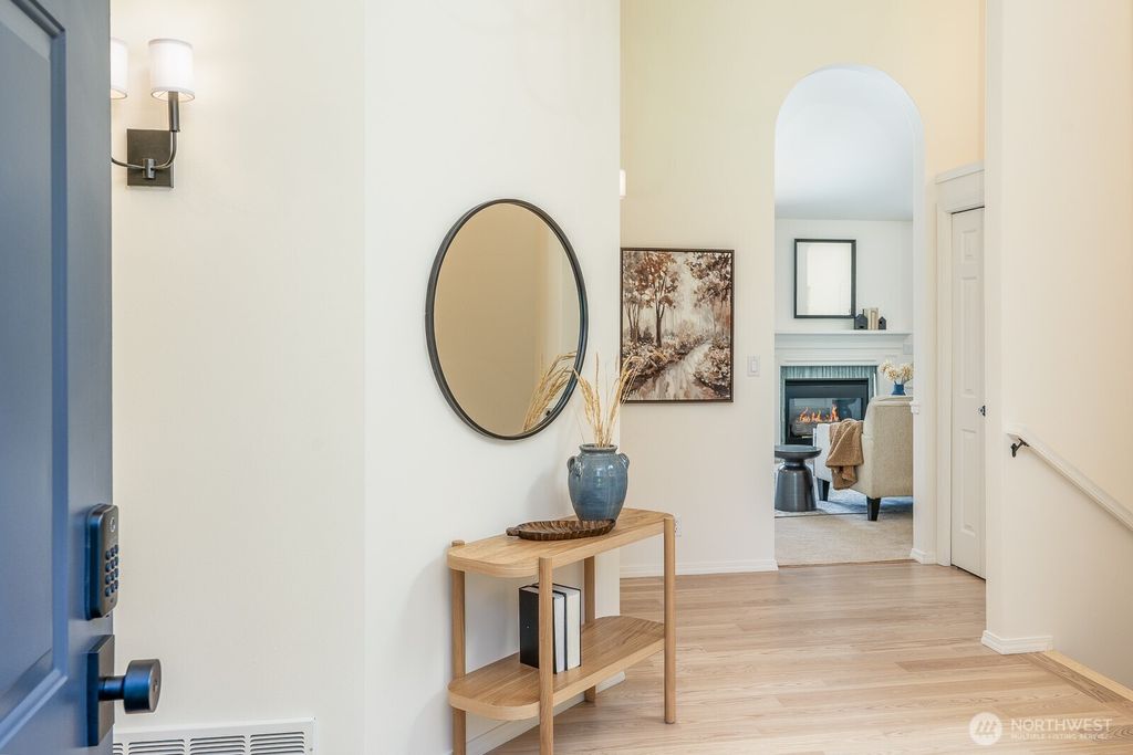Photo of 13629 NE 146th Lane, Woodinville, WA 98072 (MLS # 2375533)