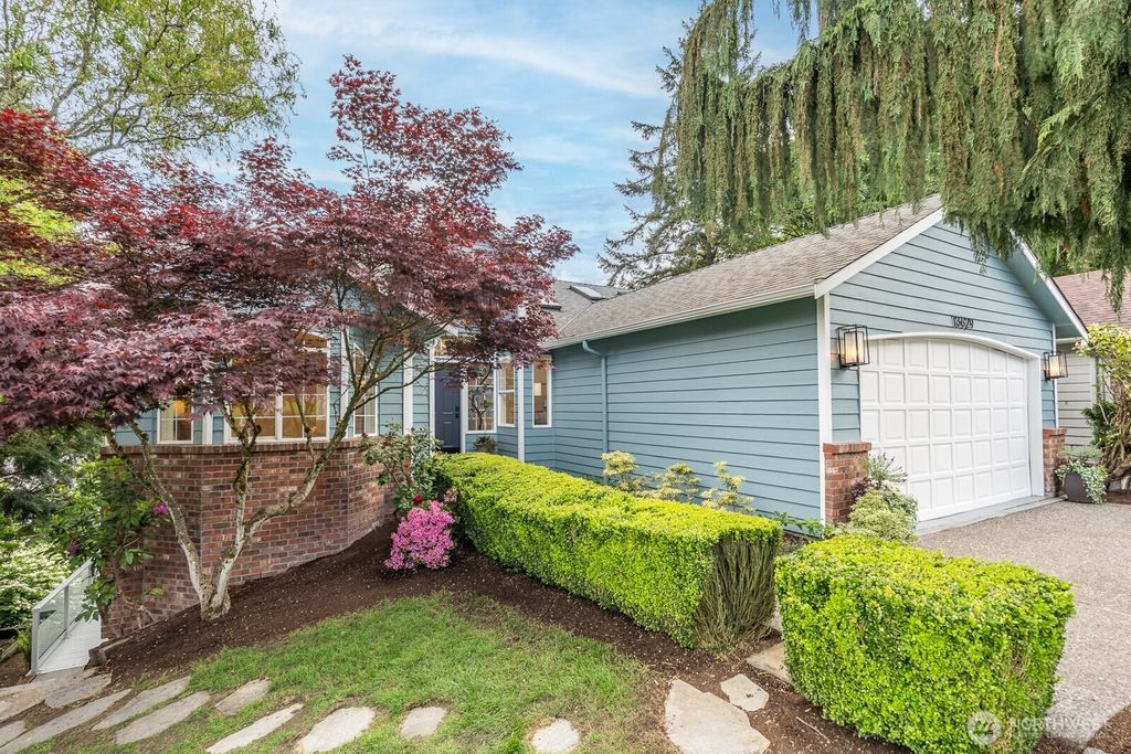 Photo of 13629 NE 146th Lane, Woodinville, WA 98072 (MLS # 2375533)