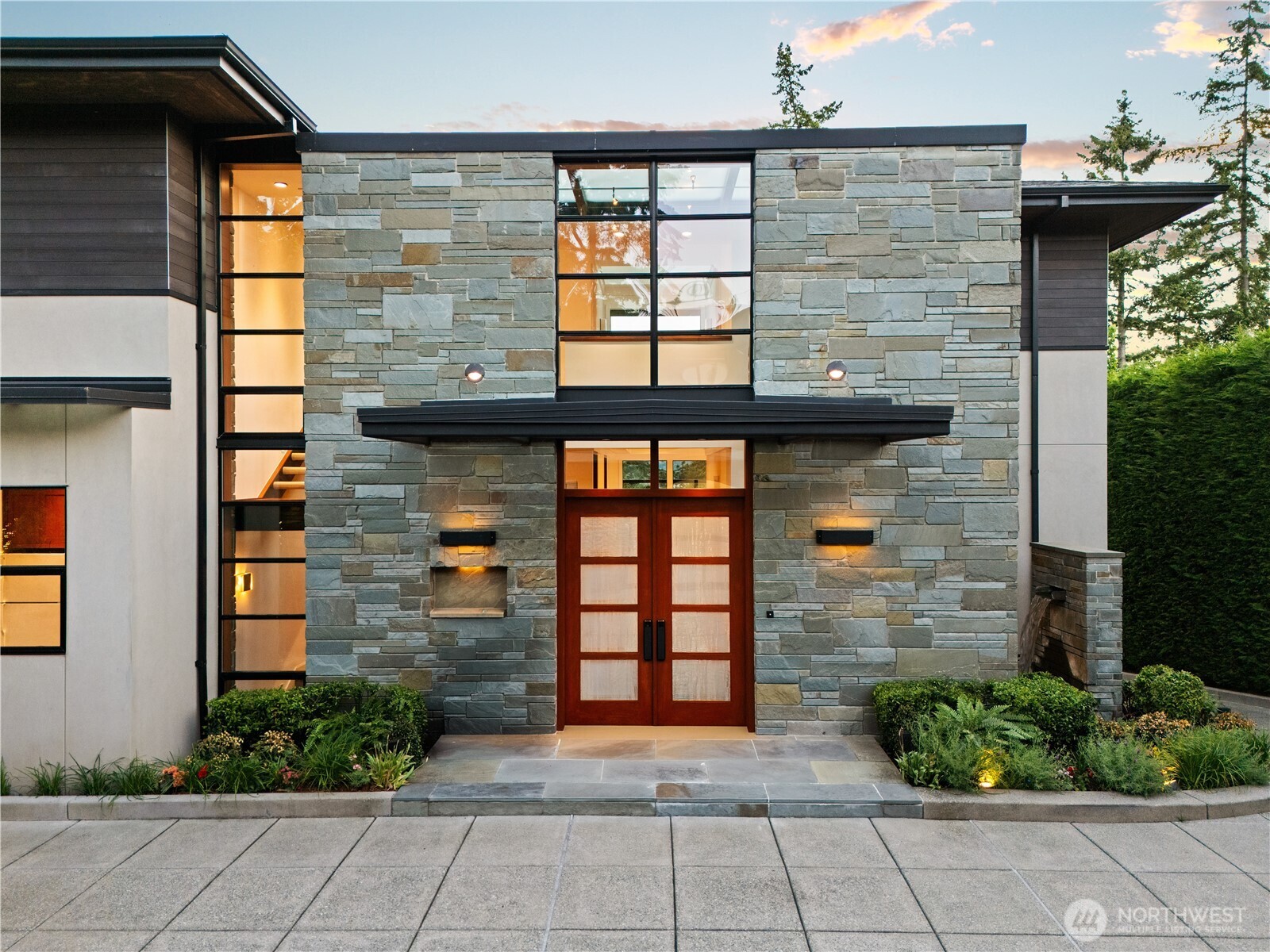 9632 Lake Washington Blvd NE