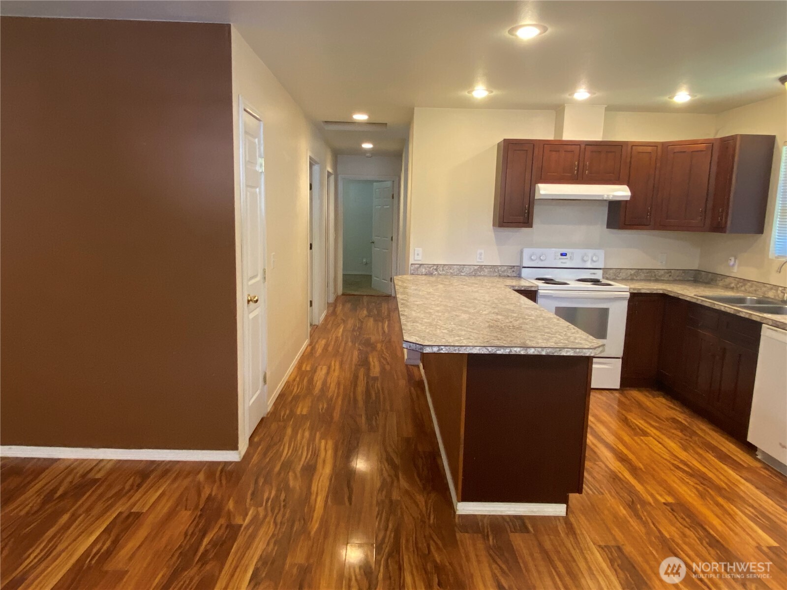 320 C Street