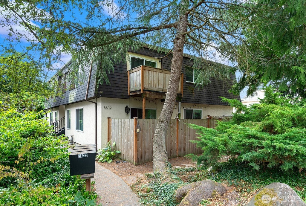 Photo of 8632 26th Avenue SW, Seattle, WA 98106 (MLS # 2573723)