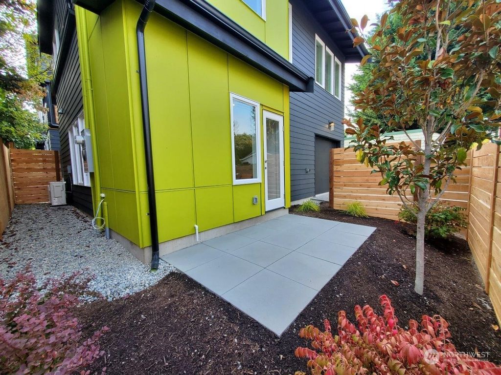 Photo of 2227 1st Avenue W, Seattle, WA 98119 (MLS # 2138753)