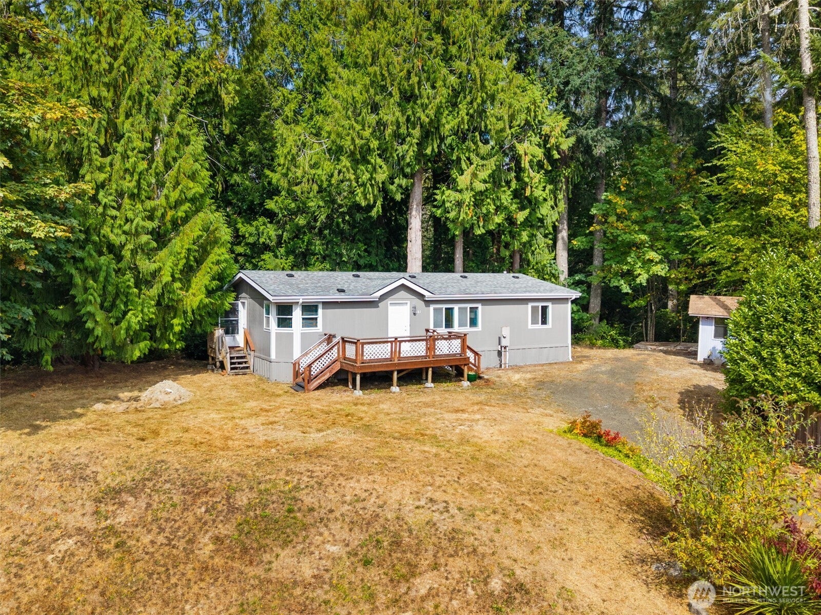 101 E Pirates Place