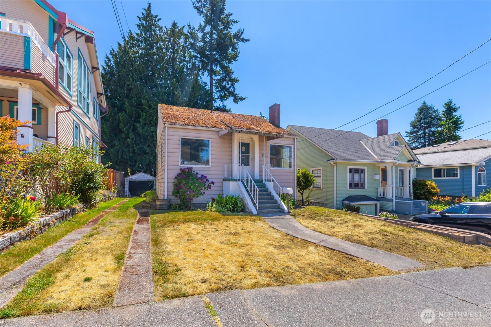 3711 SW Webster