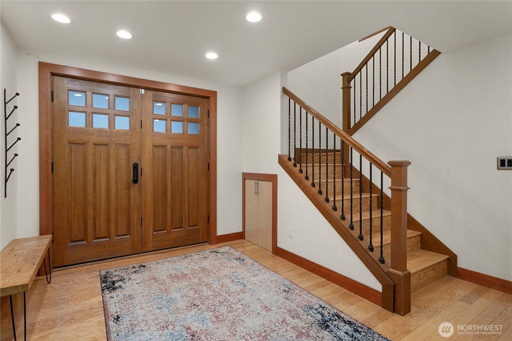 Photo of 23134 SE 58th Street, Issaquah, WA 98029 (MLS # 2356497)