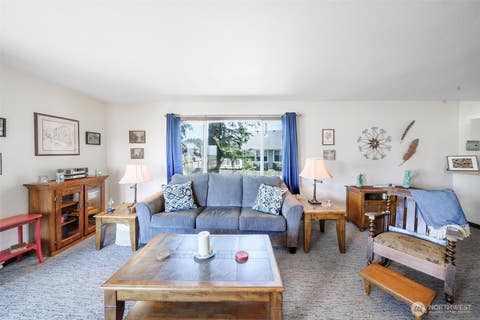 Photo of 210 26th Street NW #224, Long Beach, WA 98631 (MLS # 2408388)