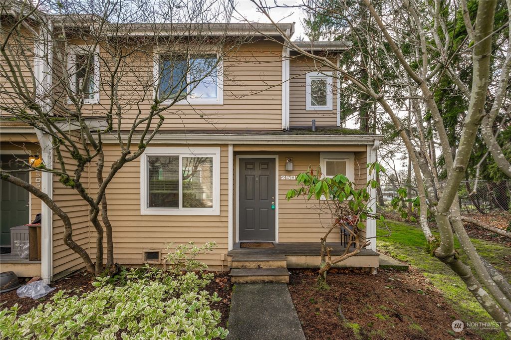 Photo of 23917 12th Place S #2506, Des Moines, WA 98198 (MLS # 2197596)