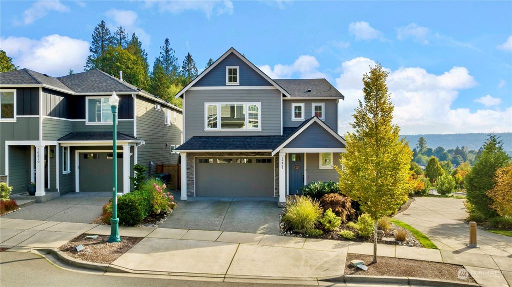 Photo of 14323 3rd Circle NE, Duvall, WA 98019 (MLS # 2168905)