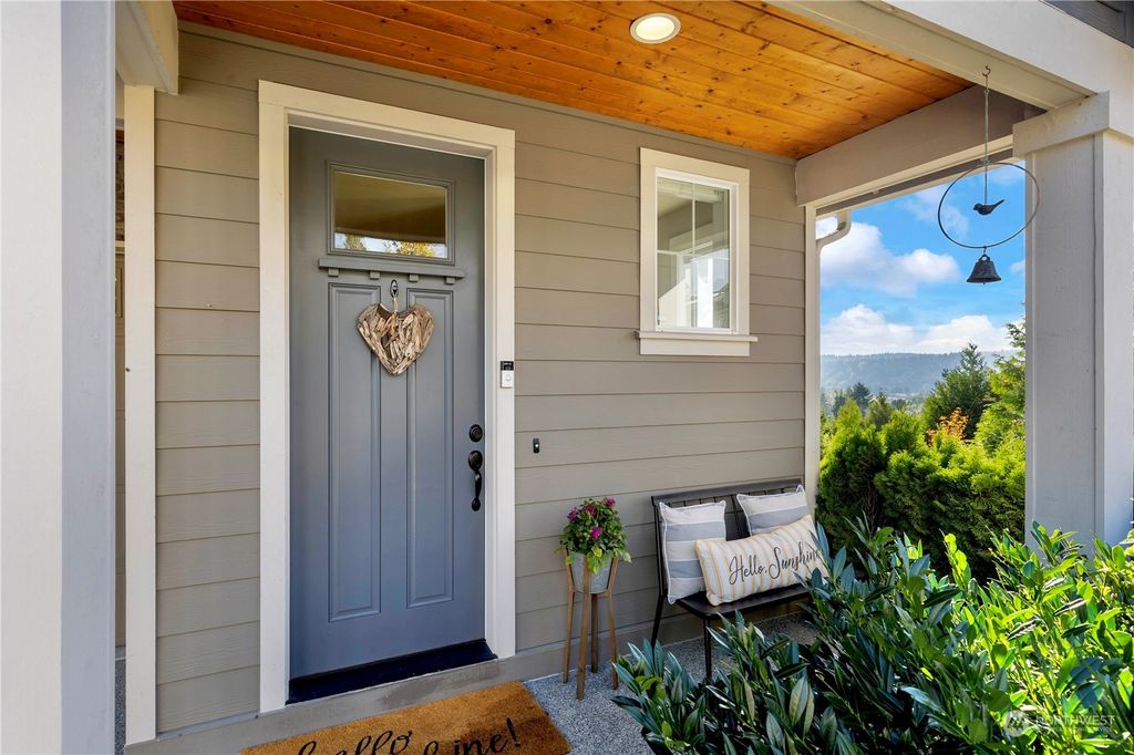 Photo of 14323 3rd Circle NE, Duvall, WA 98019 (MLS # 2168905)