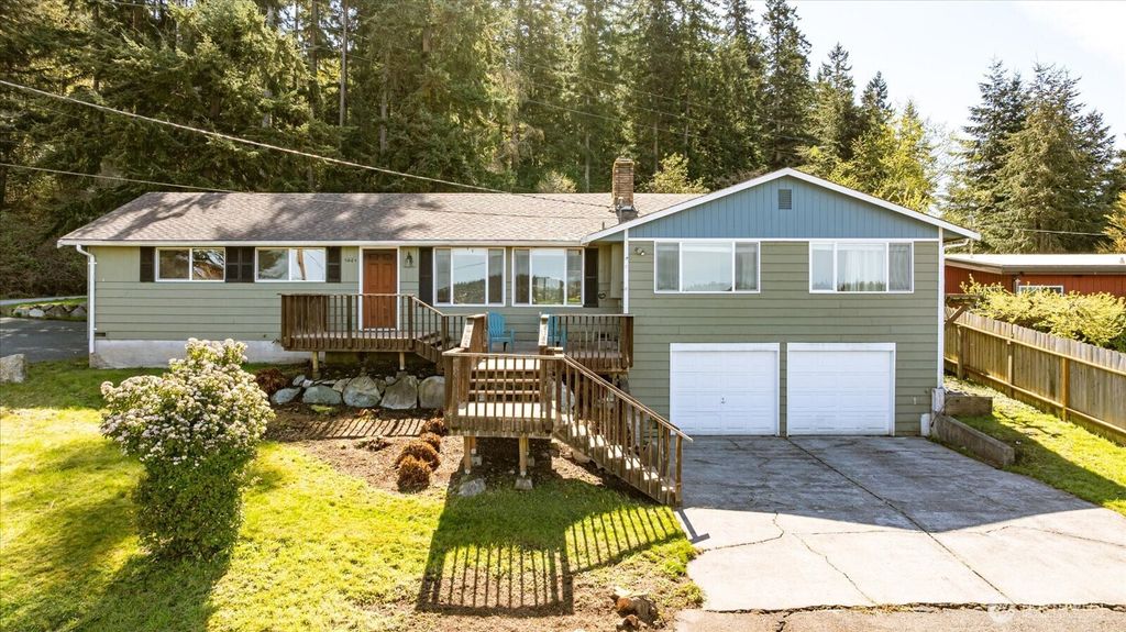 Photo of 5443 Pleasant View Lane, Freeland, WA 98249 (MLS # 2494986)