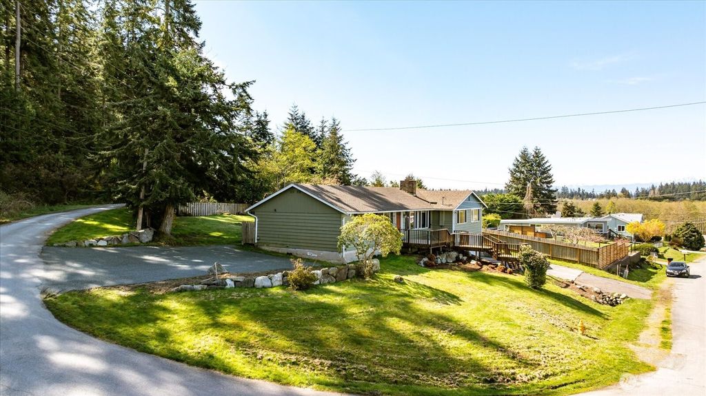Photo of 5443 Pleasant View Lane, Freeland, WA 98249 (MLS # 2494986)