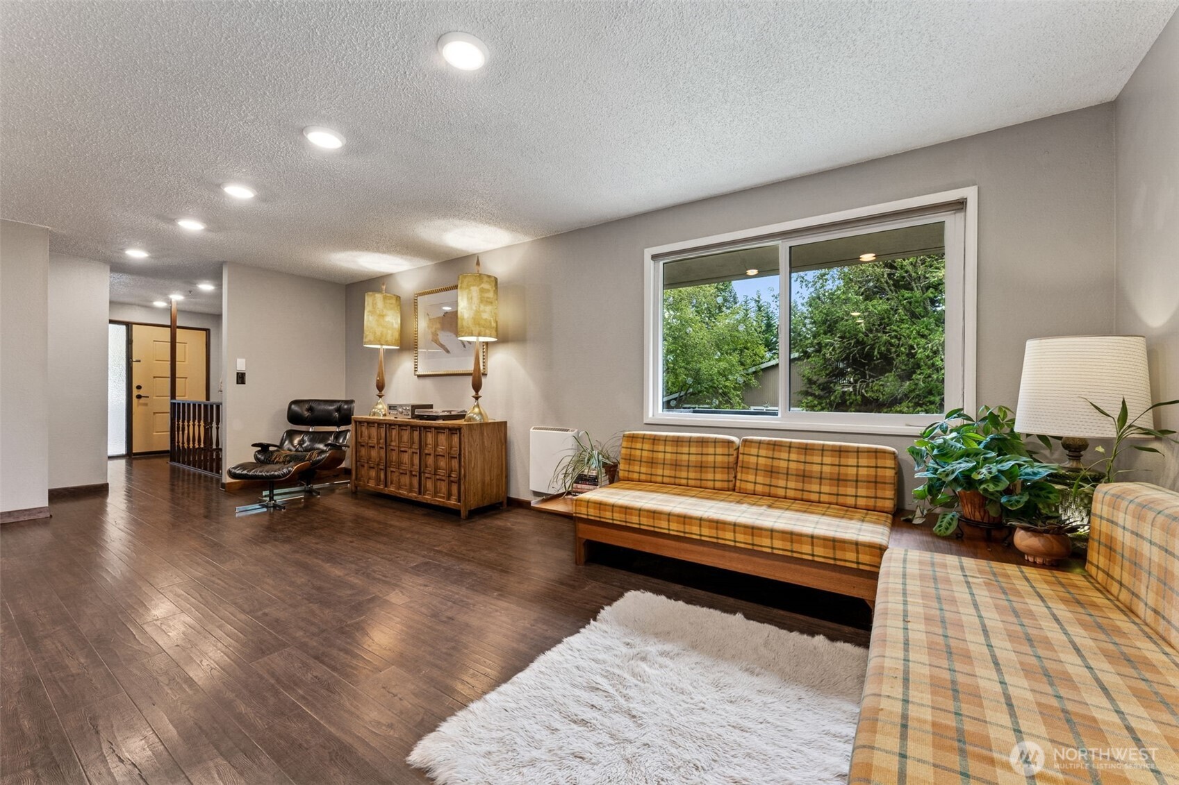 379 SE Parkhill Drive