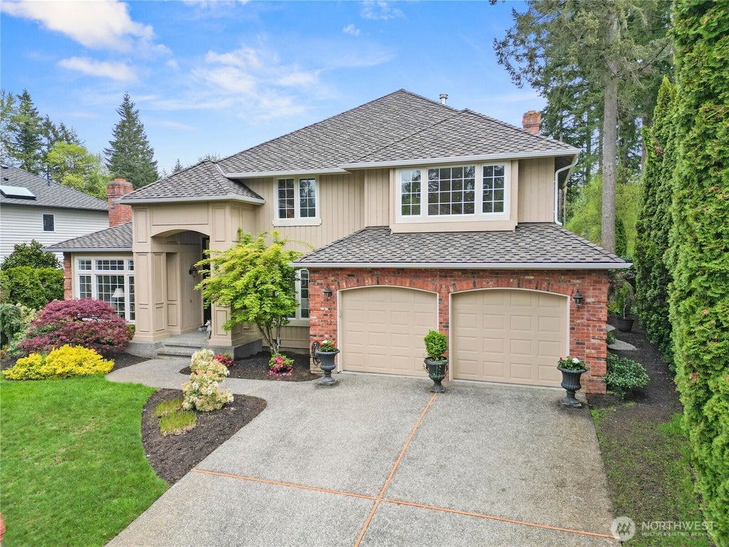Photo of 3122 235th Avenue SE, Sammamish, WA 98075 (MLS # 2567708)