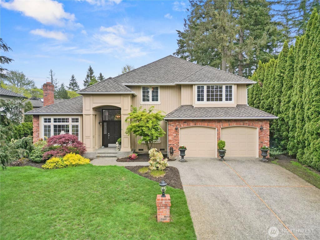 Photo of 3122 235th Avenue SE, Sammamish, WA 98075 (MLS # 2567708)