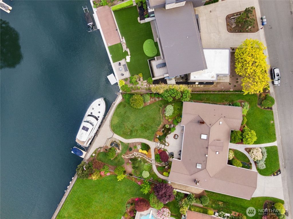 Photo of 87 Cascade Key KY, Bellevue, WA 98006 (MLS # 2521900)