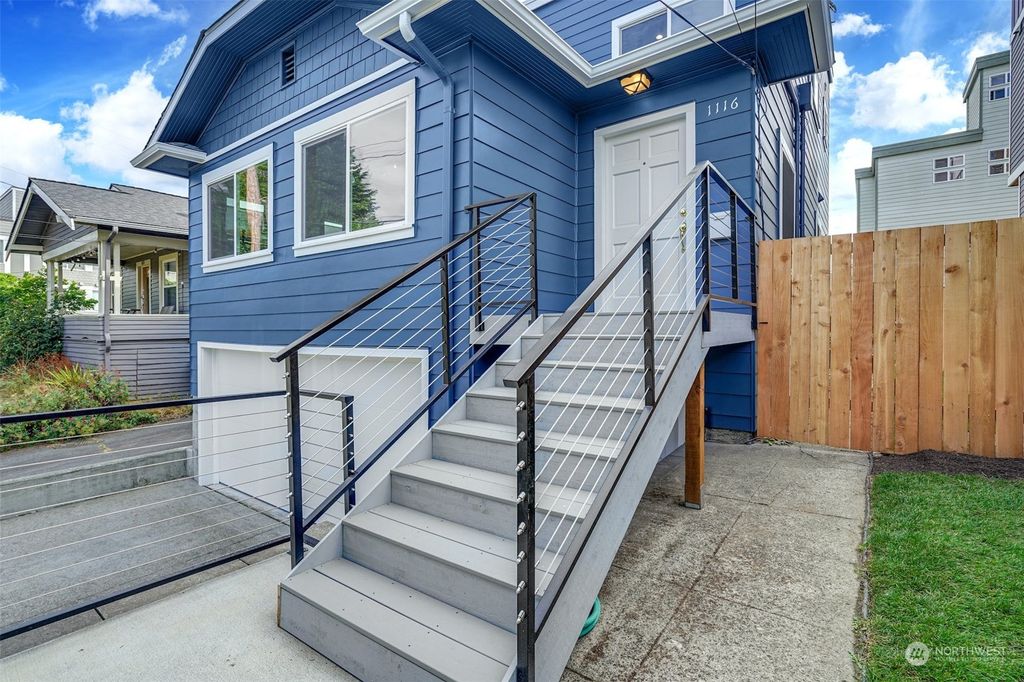 Photo of 1116 6th Avenue N, Seattle, WA 98109 (MLS # 2168656)
