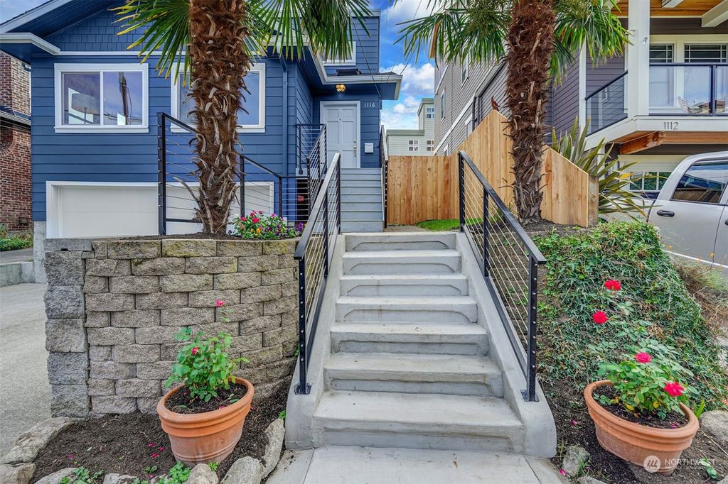 Photo of 1116 6th Avenue N, Seattle, WA 98109 (MLS # 2168656)