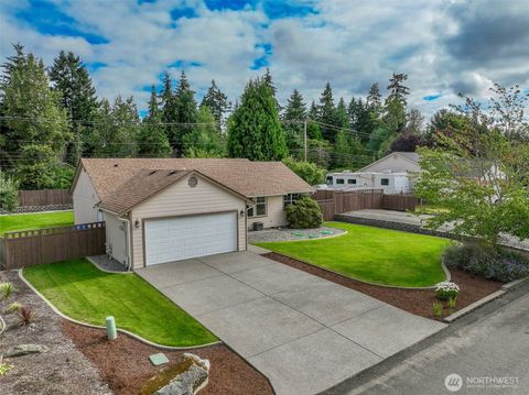 Photo of 20205 120th Street Ct E, Bonney Lake, WA 98391 (MLS # 2553991)
