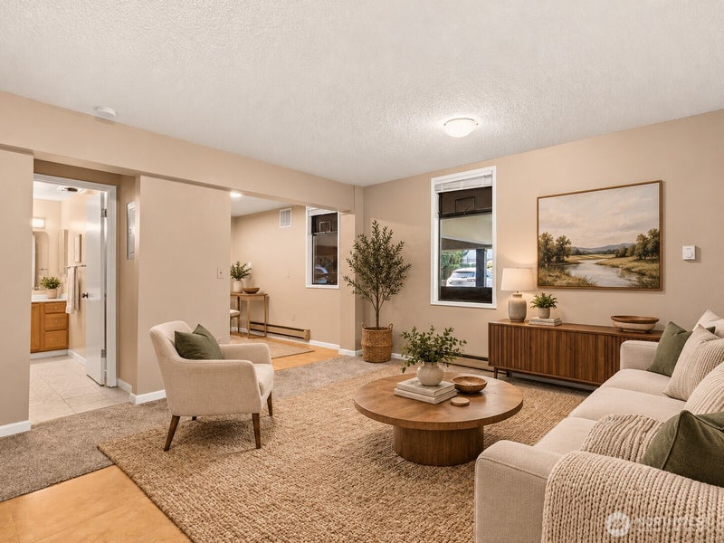 4444 44th Avenue SW B01