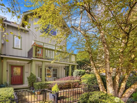 Photo of 737 Madison Avenue N #30, Bainbridge Island, WA 98110 (MLS # 2476449)